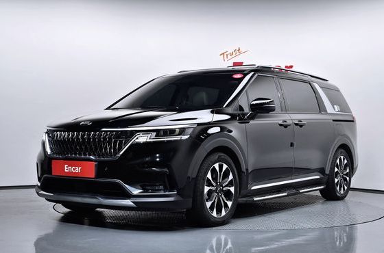 Kia Carnival Diesel 9-Seater Signature — пробег 62 581 км — фото 1 из 5