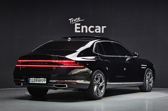 Genesis G90 Gasoline 3.5 Turbo AWD — пробег 67 188 км — фото 2 из 5