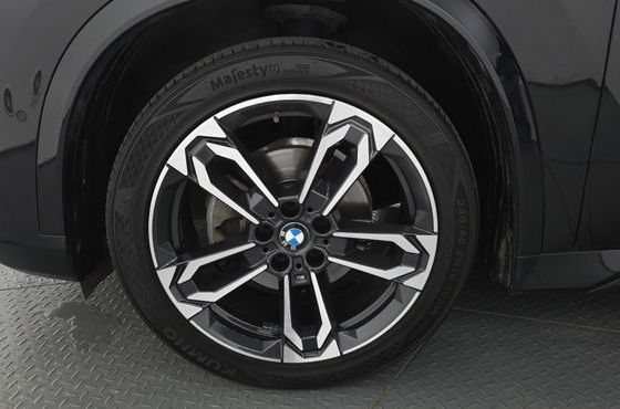 BMW X1 sDrive 20i M Sport — пробег 72 931 км — фото 5 из 5