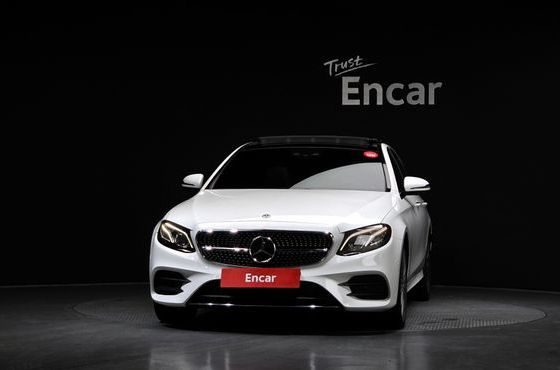 Mercedes-Benz E-Class E350 4MATIC AMG Line — пробег 68 165 км — фото 3 из 5