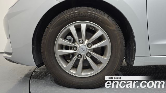 Hyundai AVANTE 1.6 Smart — пробег 159 511 км — фото 5 из 5
