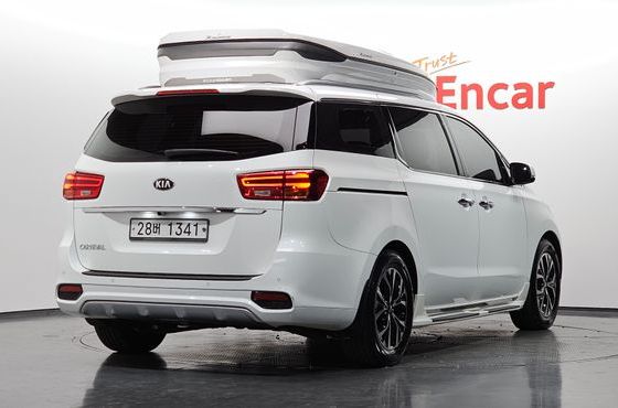 Kia Carnival 9-Seater Prstige — пробег 134 397 км — фото 2 из 5