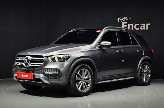Mercedes-Benz GLE-Class GLE300d 4MATIC — пробег 65 523 км — фото 1 из 5