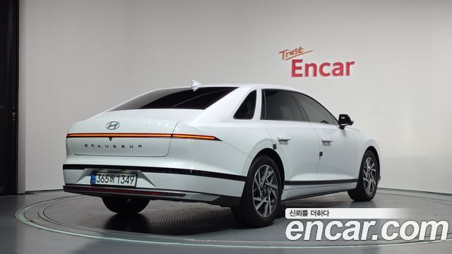 Hyundai Grandeur 2,5 Gasoline 2WD Exclusive — пробег 4 637 км — фото 2 из 5