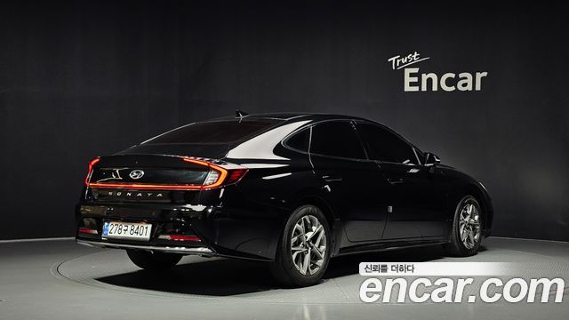 Hyundai Sonata 2.0 Premium Plus — пробег 20 837 км — фото 2 из 5