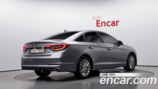 Hyundai Sonata 2.0 Smart — пробег 127 349 км — фото 2 из 5