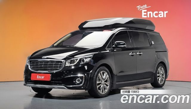 Kia Carnival 9-seater Hi-Limousine Noblesse — пробег 90 117 км — фото 1 из 5
