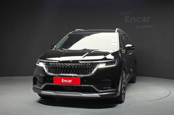 Kia Carnival Diesel 7-Seater Signature — пробег 10 928 км — фото 3 из 5