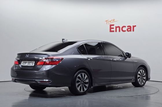 Honda Accord 2.0 Hybrid 9th — пробег 157 654 км — фото 2 из 5