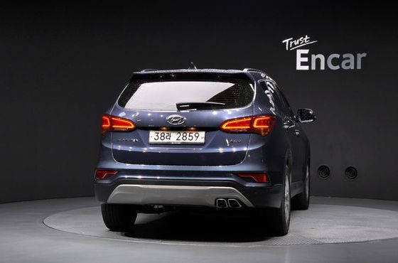 Hyundai Santafe Diesel 2.0 2WD Value Plus — пробег 104 999 км — фото 4 из 5