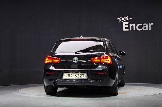 BMW 1-Series 118d Sport 5Door — пробег 164 487 км — фото 4 из 5