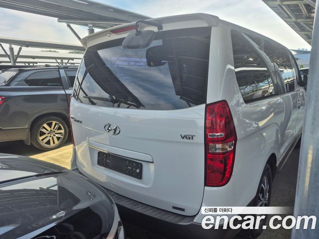 Hyundai Starex 4WD 11-Seater Wagon Modern Special — пробег 130 000 км — фото 4 из 5