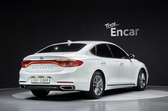 Hyundai Grandeur 2.4 Exclusive Special — пробег 179 376 км — фото 2 из 5