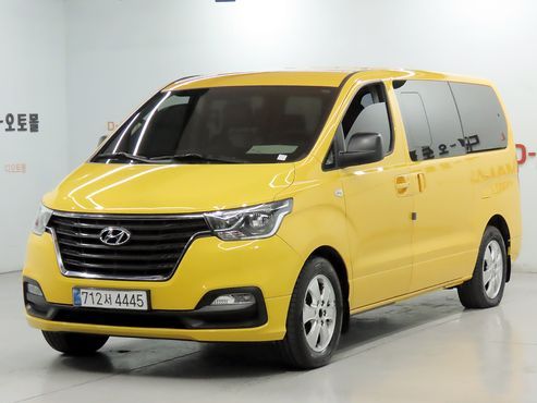 Hyundai Starex Wagon 12-Seater Smart — пробег 100 200 км — фото 1 из 5
