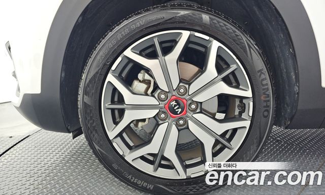 Kia Seltos из Кореи Encar