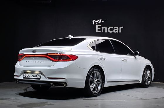 Hyundai Grandeur 2.4 Premium Special — пробег 64 185 км — фото 2 из 5