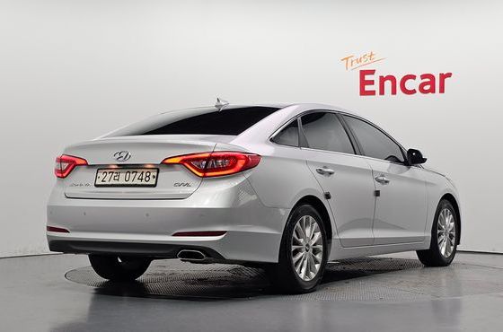 Hyundai Sonata 2.0 Care+ — пробег 142 065 км — фото 2 из 5