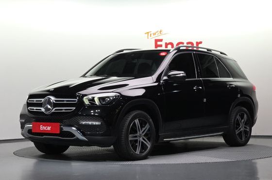 Mercedes-Benz GLE-Class GLE300d 4MATIC — пробег 54 828 км — фото 1 из 5