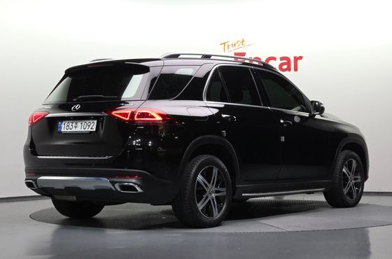 Mercedes-Benz GLE-Class GLE300d 4MATIC — пробег 54 828 км — фото 2 из 5