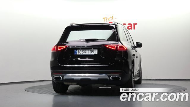Mercedes-Benz GLE-Class GLE300d 4MATIC — пробег 54 828 км — фото 4 из 5