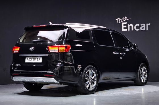 Kia Carnival 9-seater Prestige — пробег 155 299 км — фото 2 из 5