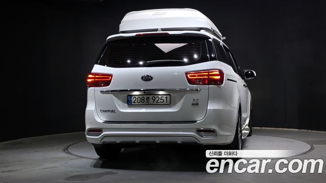 Kia Carnival Gasoline 9-Seater Noblesse Special — пробег 119 093 км — фото 4 из 5