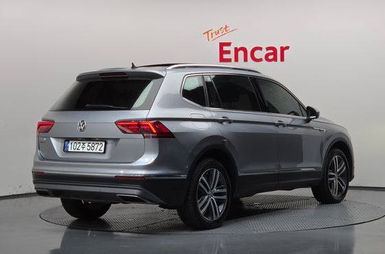 Volkswagen Tiguan 2.0 TDI Prestige — пробег 177 916 км — фото 2 из 5