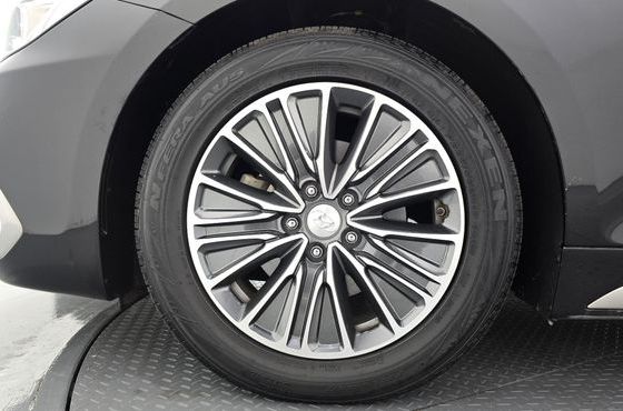 Hyundai Grandeur Exclusive — пробег 176 131 км — фото 5 из 5
