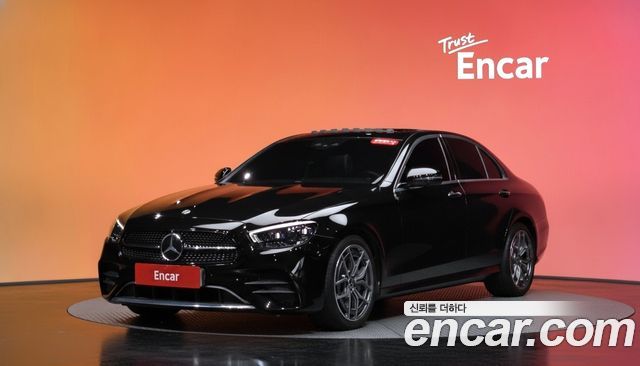 Mercedes-Benz E-Class E220d 4MATIC AMG Line — пробег 73 552 км — фото 1 из 5