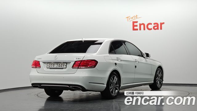 Mercedes-Benz E-Class из Кореи Encar