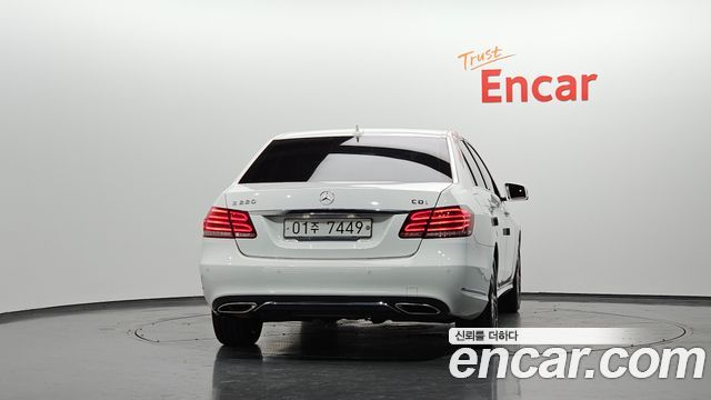Mercedes-Benz E-Class из Кореи Encar