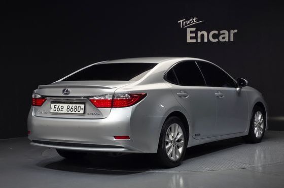 Lexus ES Executive XV60 — пробег 282 625 км — фото 2 из 5