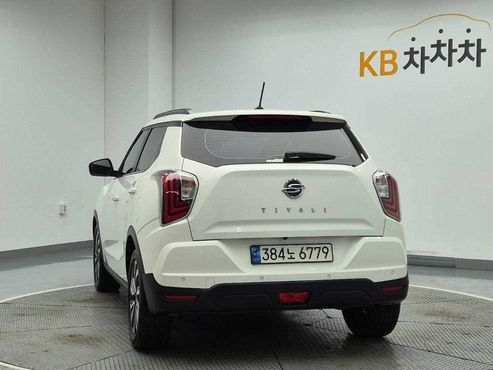 Ssangyong TIBOLI Gasoline 1.5 2WD V3 — пробег 71 566 км — фото 2 из 5