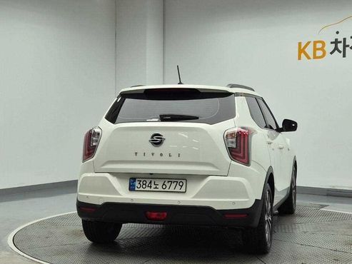 Ssangyong TIBOLI Gasoline 1.5 2WD V3 — пробег 71 566 км — фото 3 из 5