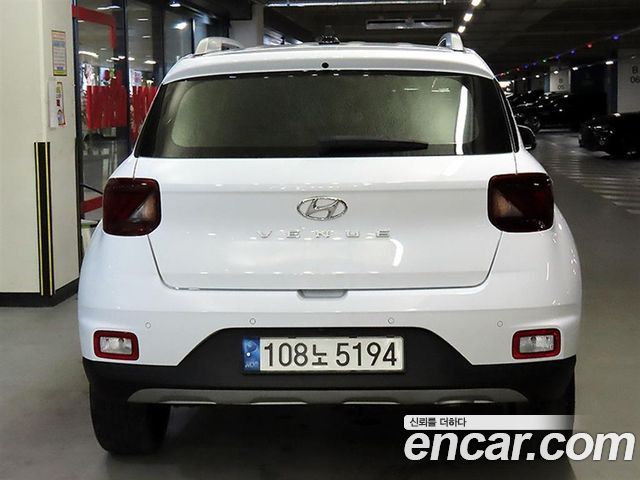 Hyundai Venue из Кореи Encar