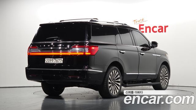 Lincoln Navigator из Кореи Encar