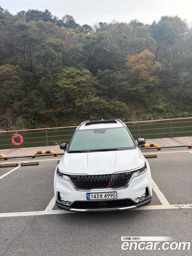 Kia Carnival Diesel 9-Seater Signature — пробег 70 500 км — фото 2 из 5