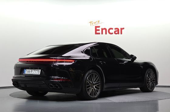 Porsche Panamera 2.9 AWD — пробег 9 537 км — фото 2 из 5