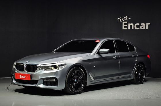 BMW 5-Series 540i xDrive M Sport Plus — пробег 142 579 км — фото 1 из 5