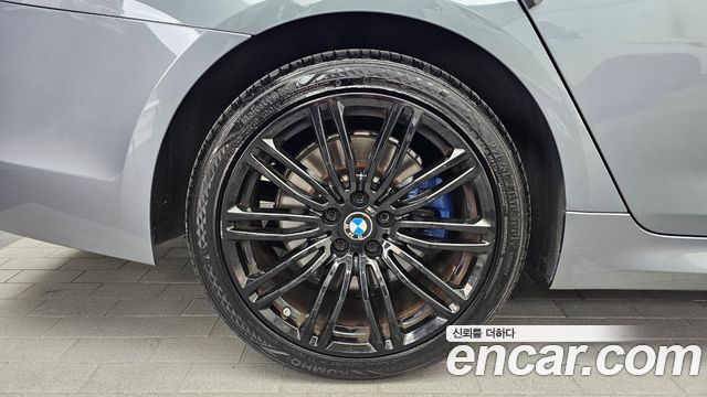 BMW 5-Series 540i xDrive M Sport Plus — пробег 142 579 км — фото 5 из 5