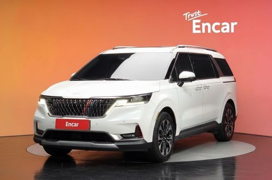 Kia Carnival Diesel 9-Seater Signature — пробег 86 120 км — фото 1 из 5