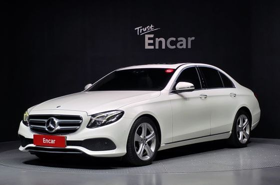 Mercedes-Benz E-Class E220d Avantgarde — пробег 161 368 км — фото 1 из 5
