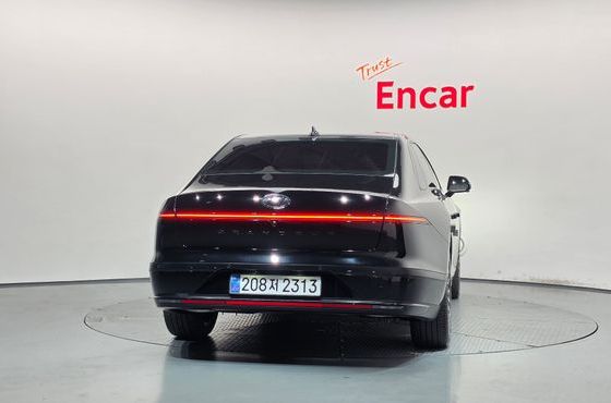 Hyundai Grandeur Honors — пробег 7 720 км — фото 4 из 5
