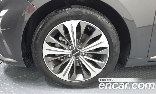 Kia K8 из Кореи Encar
