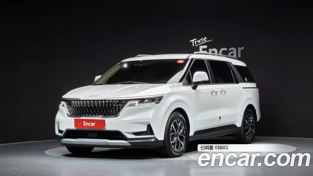 Kia Carnival Diesel 11-Seater Prestige — пробег 47 737 км — фото 1 из 5