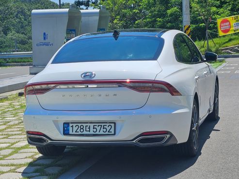 Hyundai Grandeur 2.5 Exclusice — пробег 55 395 км — фото 4 из 5