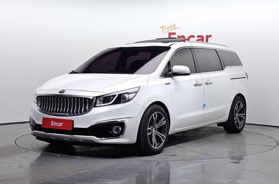 Kia Carnival 7-seater Limousine VIP — пробег 149 772 км — фото 1 из 5