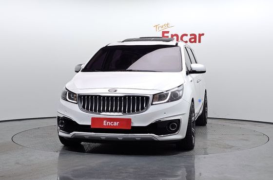 Kia Carnival 7-seater Limousine VIP — пробег 149 772 км — фото 3 из 5