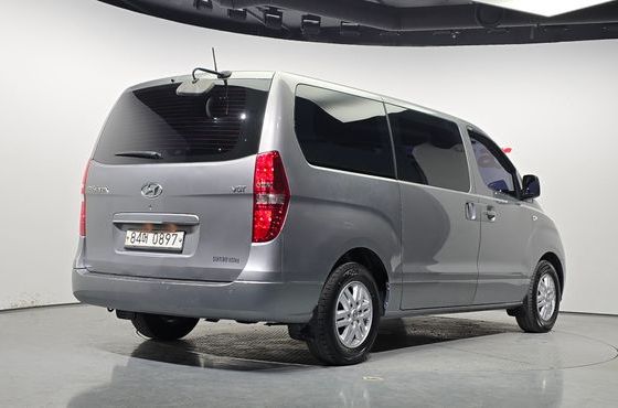 Hyundai Starex 3-Seater VAN Smart — пробег 173 485 км — фото 2 из 5