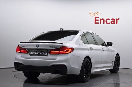 BMW 5-Series 520d xDrive M Sport Package Plus — пробег 98 584 км — фото 2 из 5